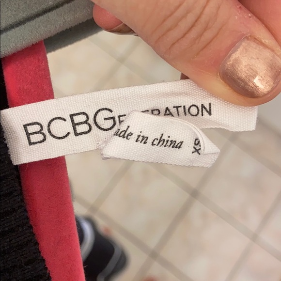 High waisted BCBGeneration Skirt - Picture 3 of 4